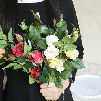 White Rose Umelé Kvety Hodváb Kytice Vysokej Kvality Veľké Ruže pre Svadobné Dekorácie Falošné Kvety Červené pre Domáce Tabuľka Dekor
