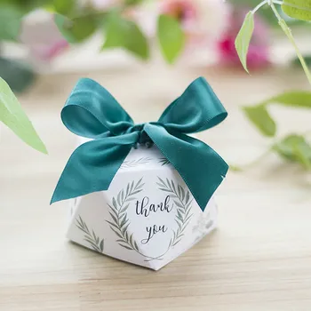 100ks Nový Diamond tvar Zelené listy lesných štýl Candy Box Svadobné Zdvorilosti A Dary Strana navrhne ďakujem Darčekovej krabičke