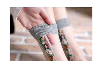 1 Pár Vintage Sexy Kvetinová Ženy Transparentné Ponožky nový štýl Lete Čipky Prehrabať Mäkké Záhybov Elastická Sieťovina Krátke Ponožky