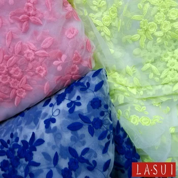 LASUI Organza Čipky Tkaniny Šaty Ženy 's Šaty Drobné kvety 5colors Polohy výšivky Mimo biele Žiarivkové svetlo zelená
