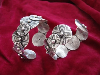 Guizhou etnických ručne vyrábané šperky osobnosti Miao strieborný náramok povrch veľkosť náramky>>>> doprava zadarmo