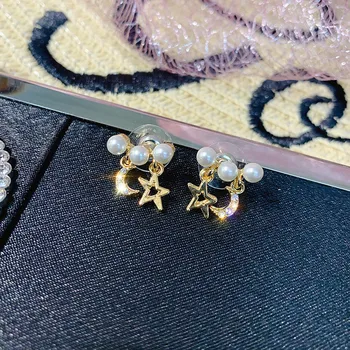 Kórejský Elegantné Moon Star Pearl Stud Náušnice Pre Ženy 2019 Nové Trendy Drahokamu Mini Náušnice Šperky Veľkoobchod