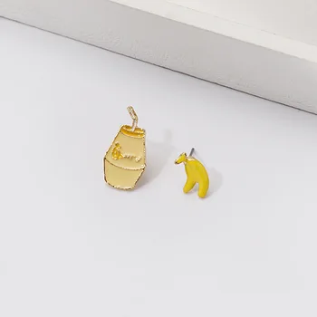 Japončina kórejčina Zábavnej Komiksu Banánové Mlieko Ucho Stud Non-symetrické Ovocie Jogurt Hravé a Roztomilé Sladké Náušnice v Uchu Stud