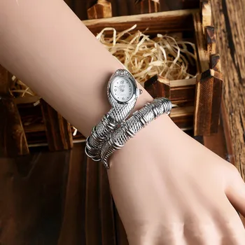 CUSSI 2018 Nové Luxusné Serpentíny Dámske Náramok Hodiniek Strieborná Quartz náramkové hodinky Dámske Šaty Hodinky Had Hodiny Reloj Mujer