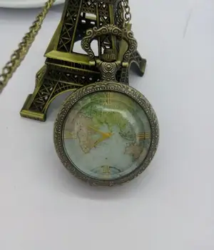 Vintage Bronze starožitnosti mape sveta Transparentné sklo Flip clock Náhrdelník vreckové hodinky PO880