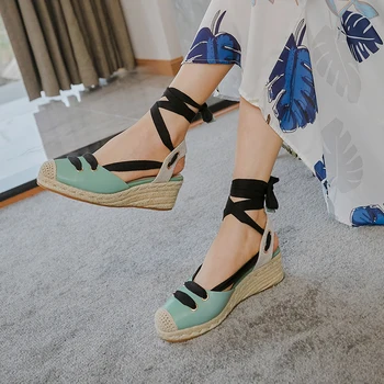 Klin sandále 2020 lete nové Baotou sandále ženy vysoké podpätky kožené módne wild víla štýl hrubé-soled topánky Z791