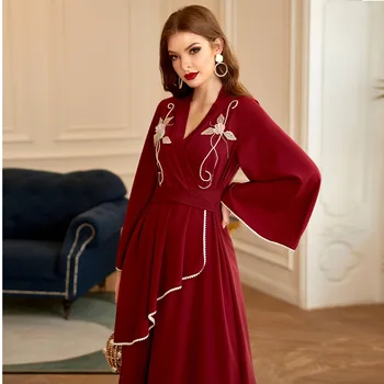 Skromný Abaya Moslimských Ša pre Ženy Burgundsko Perly 3D Kvet Čipky, Výšivky, Oslnenie Rukáv Marocký Kaftan Dubaj Oblečenie 2021