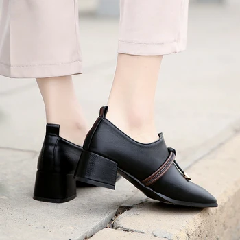 Ženy, šaty, topánky formálne pracovná obuv black slip-on retro PU kožené slip-on dámske topánky elegantné módne mokasíny U 14-42