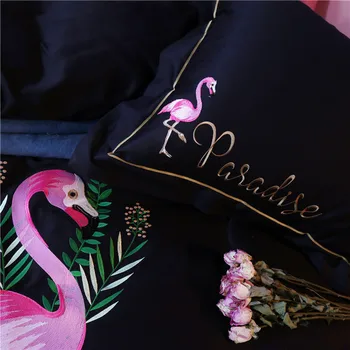 Čierna, Biela, Fialová, Modrá Luxusné Flamingo Kvety Výšivky Posteľná Bielizeň Z Egyptskej Bavlny Nastaviť Perinu Posteľ Obliečky Na Vankúše List/Posteľná Bielizeň