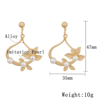 Módne jednoduché nevesta svadobné náušnice príslušenstvo geometrické kvety imitácie perál dangler dizajnom v zlate tón